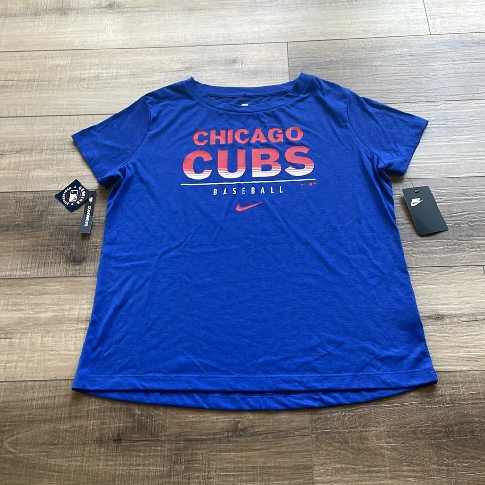 NWT Nike Chicago Cubs Major League Baseball Blue T-Shirt